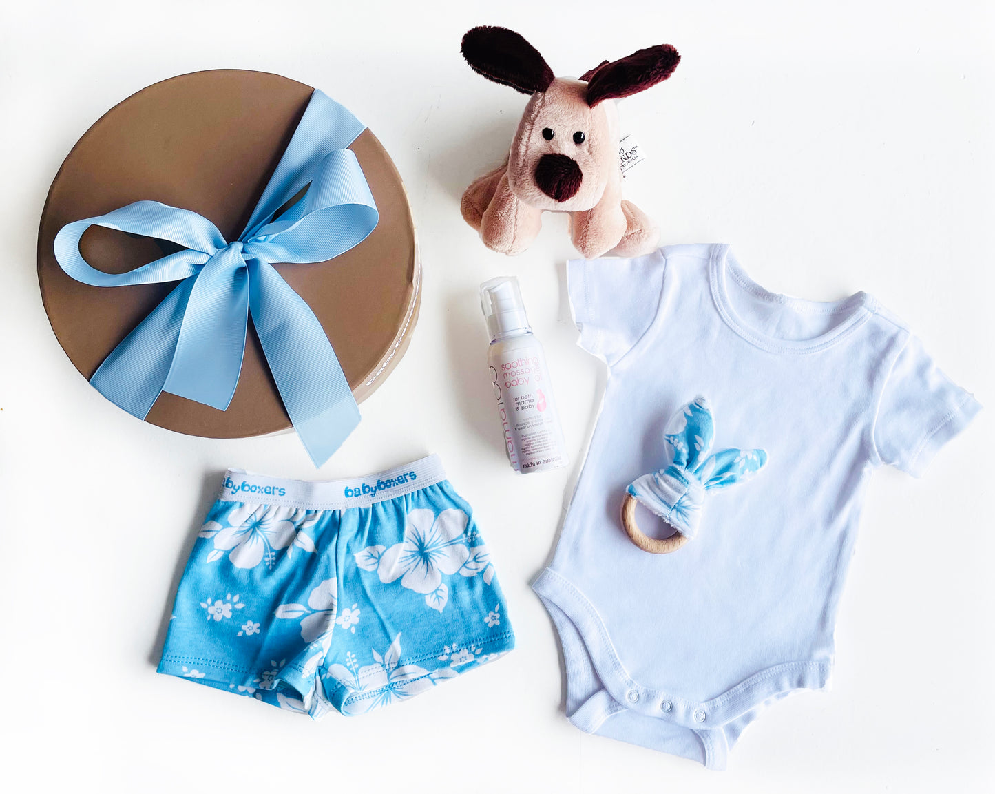 GORGEOUS & PRACTICAL BABYBOX