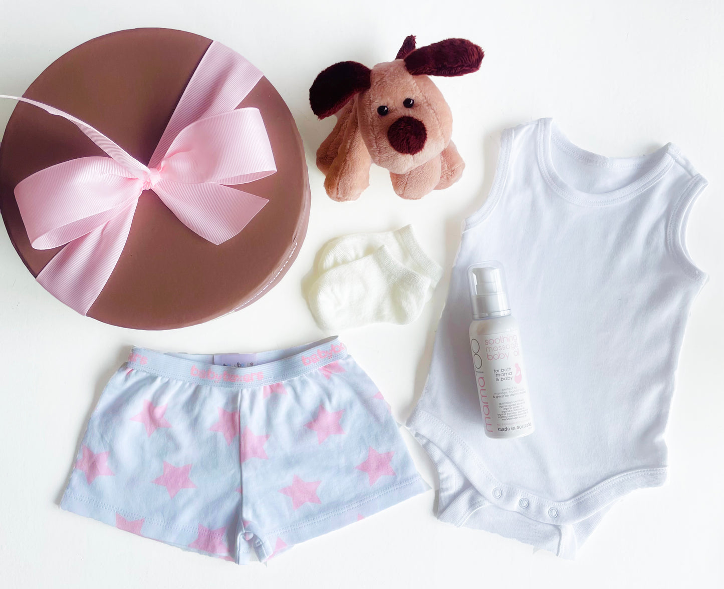 GORGEOUS & PRACTICAL BABYBOX